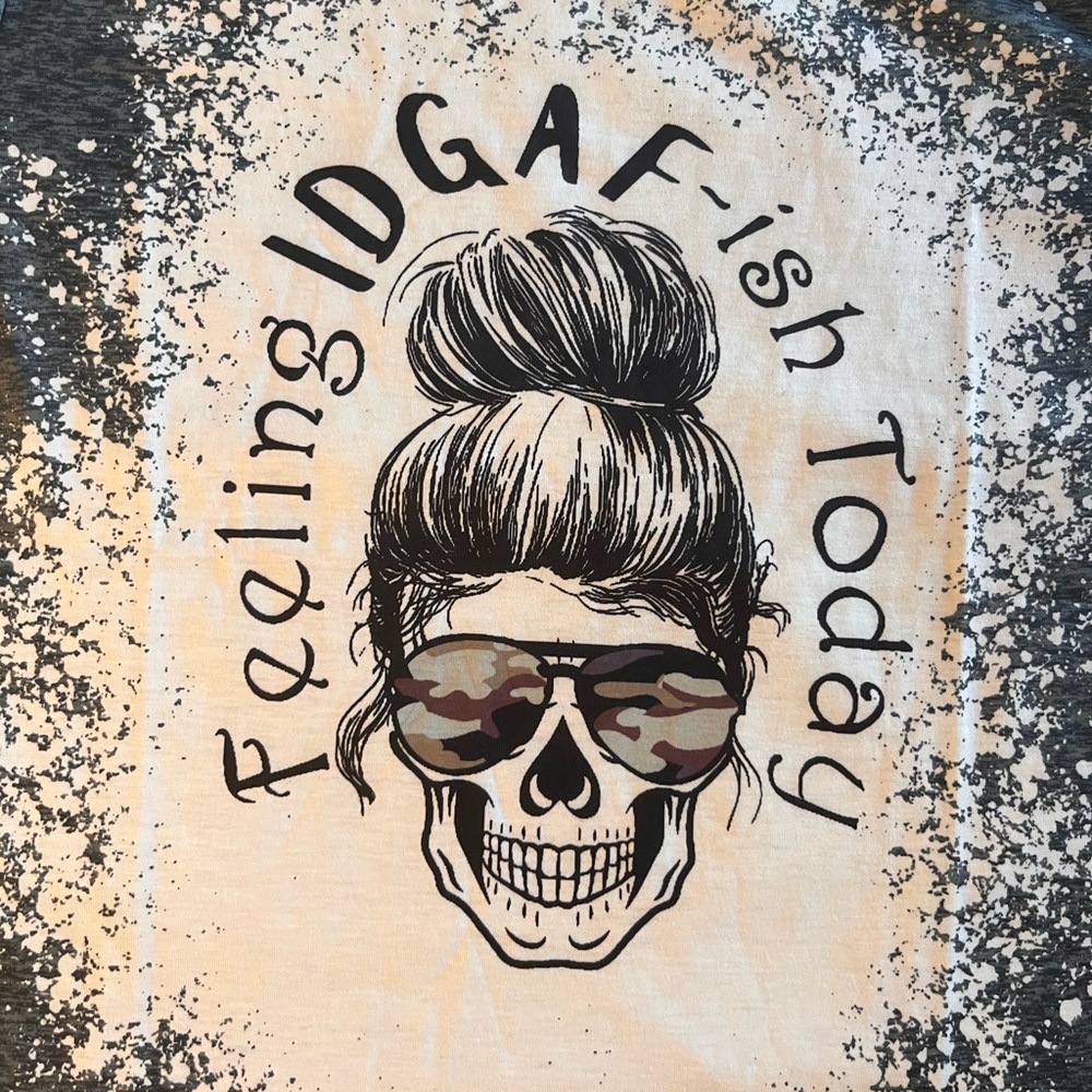 Graphic Tee with Skull and Text Design
